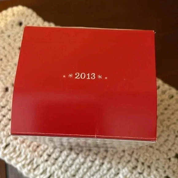 Hoops&Yoyo Hallmark Keepsake Ornament - Picture 11 of 11